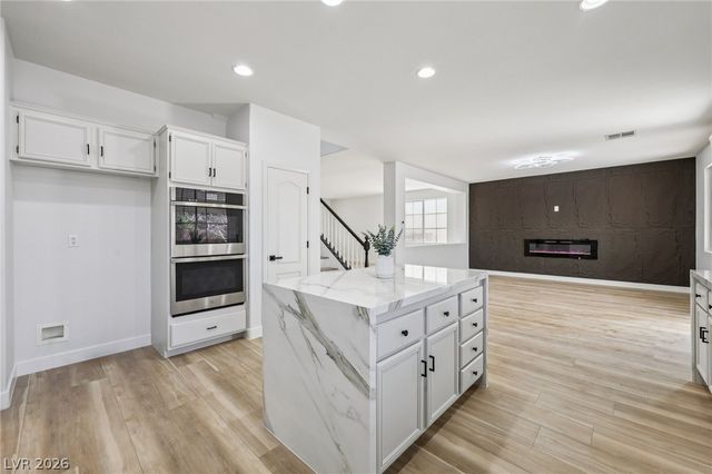 977 Courtney Valley Street, Henderson, NV 89052