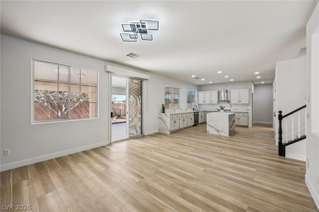 977 Courtney Valley Street, Henderson, NV 89052