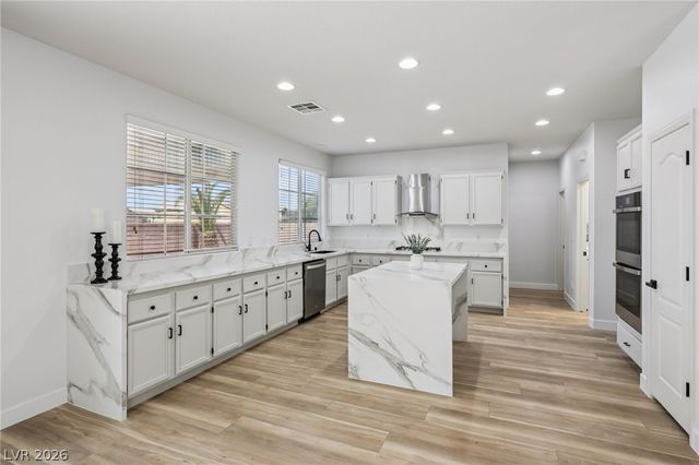 977 Courtney Valley Street, Henderson, NV 89052