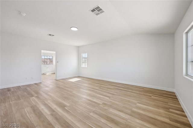 977 Courtney Valley Street, Henderson, NV 89052