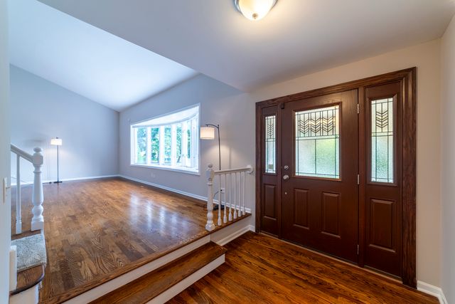 200 N Maple Street, Addison, IL 60101
