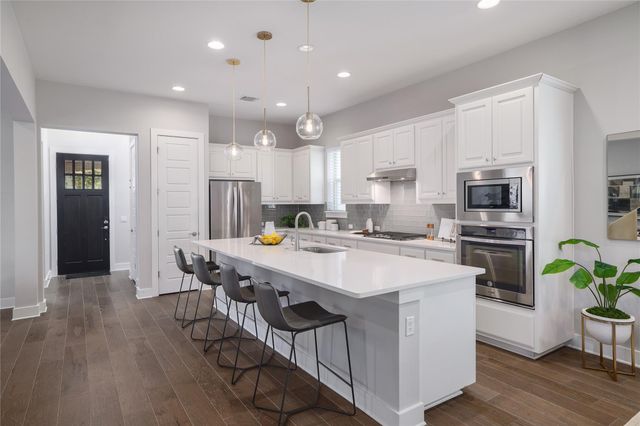 4506 Kocurek ST, Austin, TX 78723