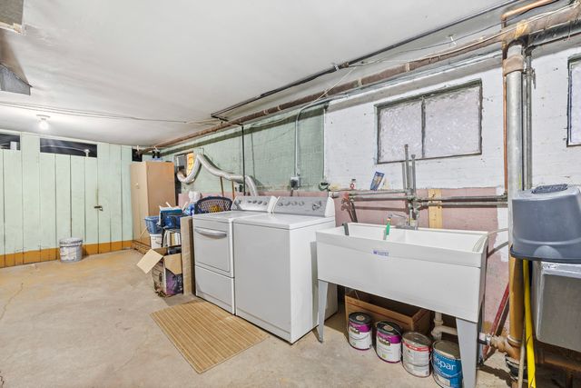 2830 W Summerdale Avenue 2, Chicago, IL 60625