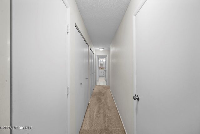 4040 Stonehenge Drive, Sylvania, OH 43560