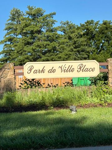 1707 PARK DEVILLE PL, Columbia, MO 65203