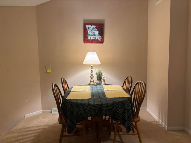 1707 PARK DEVILLE PL, Columbia, MO 65203