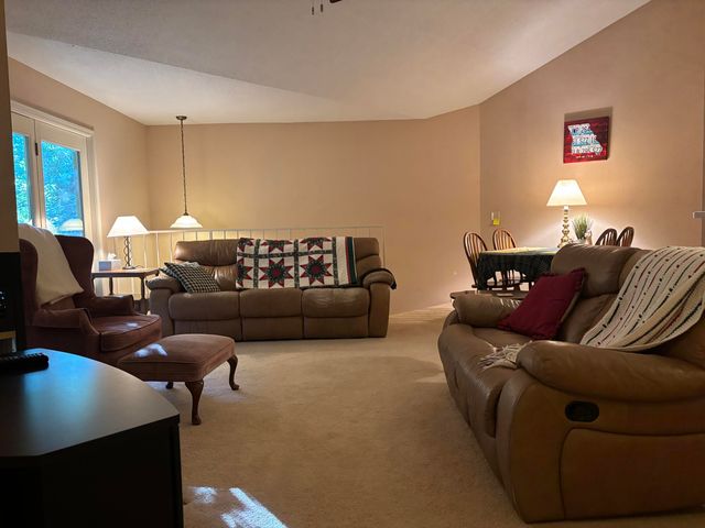 1707 PARK DEVILLE PL, Columbia, MO 65203