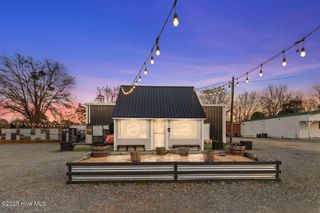 506 N Breazeale Avenue, Mount Olive, NC 28365
