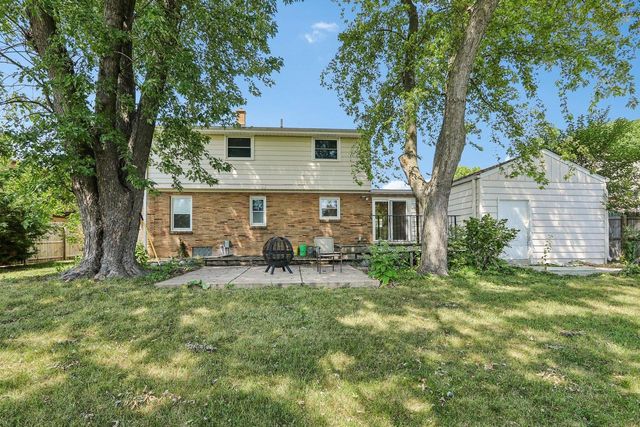 9035 W Morgan AVENUE, Milwaukee, WI 53228