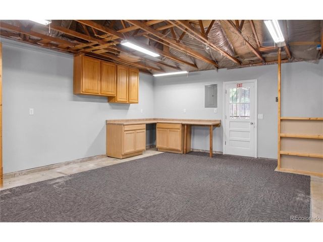 6995 W Rowland Ave, Littleton, CO 80128