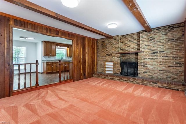 205 Shackleford RD, Yorktown, VA 23693