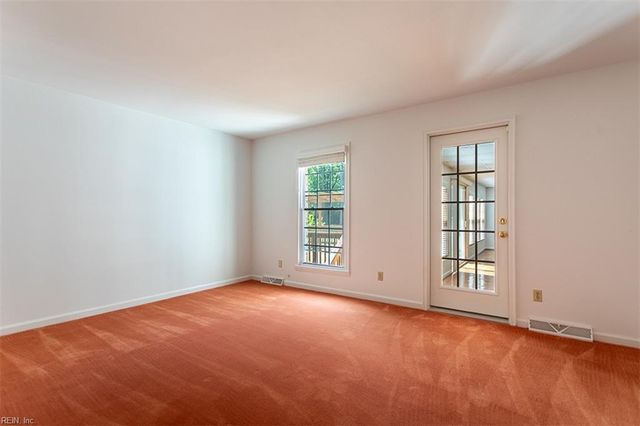205 Shackleford RD, Yorktown, VA 23693