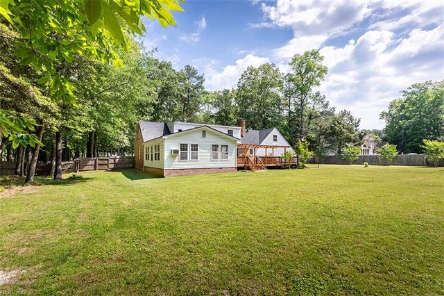 205 Shackleford RD, Yorktown, VA 23693
