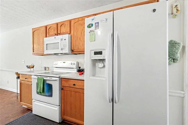 4353 Flat Stone Lane, Snellville, GA 30039