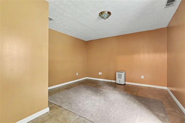 4353 Flat Stone Lane, Snellville, GA 30039