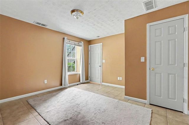 4353 Flat Stone Lane, Snellville, GA 30039