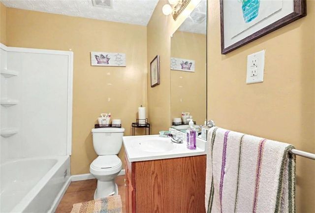 4353 Flat Stone Lane, Snellville, GA 30039