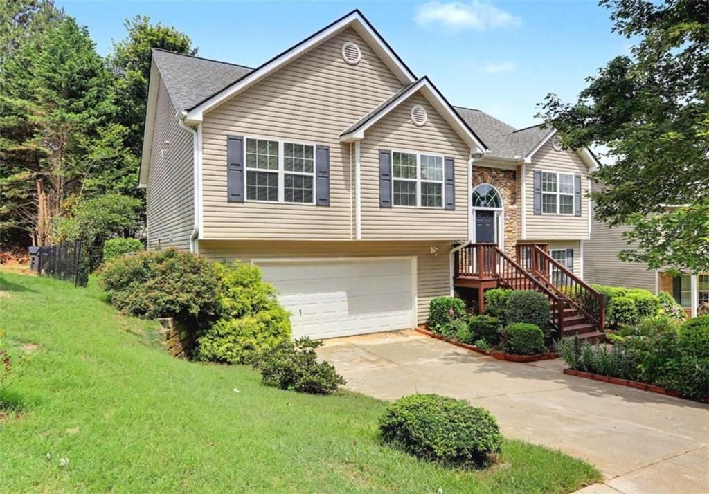 4353 Flat Stone Lane, Snellville, GA 30039
