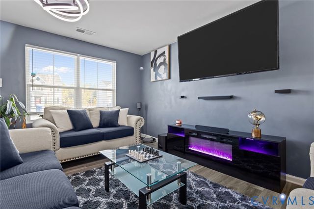 5466 Niles Rd, Chesterfield, VA 23234