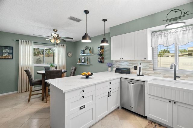 5379 16TH STREET S, St Petersburg, FL 33705