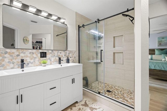 5379 16TH STREET S, St Petersburg, FL 33705