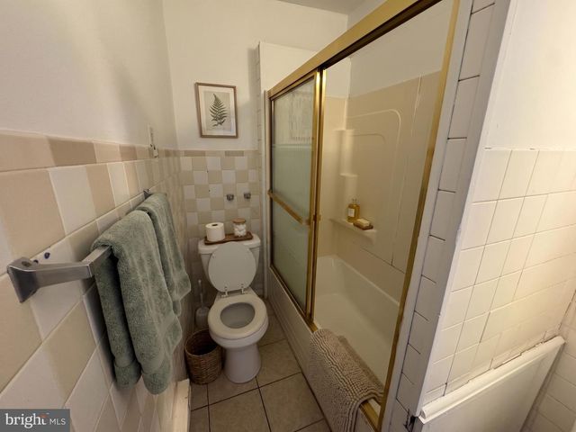 6320 KINGSESSING AVE, Philadelphia, PA 19142