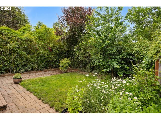 1307 Se 37TH Ave, Portland, OR 97214