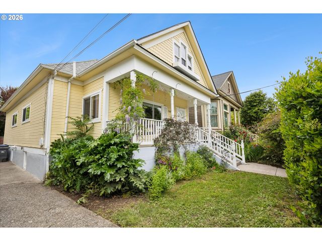 1307 Se 37TH Ave, Portland, OR 97214