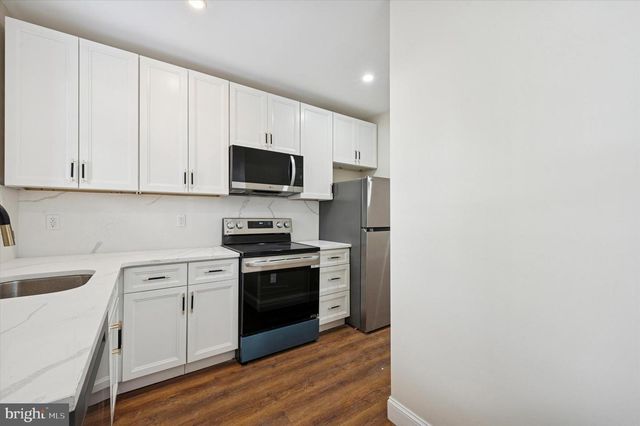 5637 RODMAN ST, Philadelphia, PA 19143