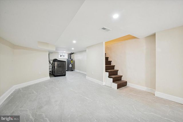 5637 RODMAN ST, Philadelphia, PA 19143