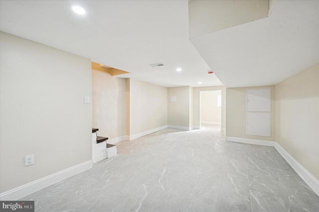 5637 RODMAN ST, Philadelphia, PA 19143