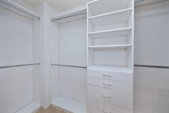 341 Anjou Cir, Sacramento, CA 95835