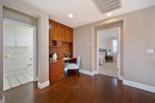 341 Anjou Cir, Sacramento, CA 95835