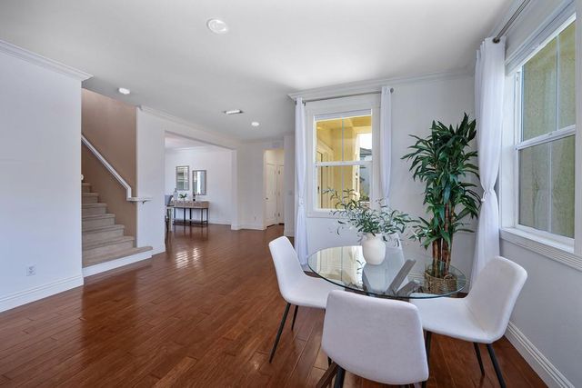 341 Anjou Cir, Sacramento, CA 95835