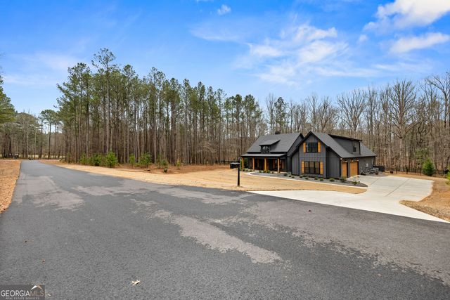 180 Lawshe Farm Drive, Senoia, GA 30276