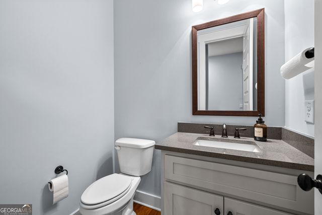 180 Lawshe Farm Drive, Senoia, GA 30276