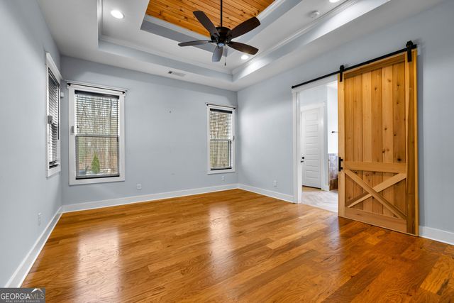 180 Lawshe Farm Drive, Senoia, GA 30276