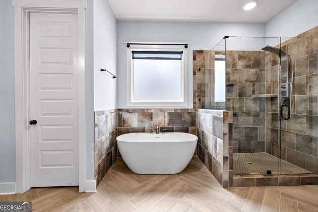 180 Lawshe Farm Drive, Senoia, GA 30276