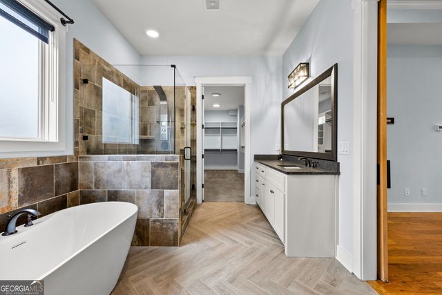 180 Lawshe Farm Drive, Senoia, GA 30276