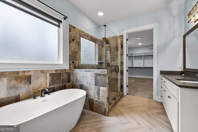 180 Lawshe Farm Drive, Senoia, GA 30276