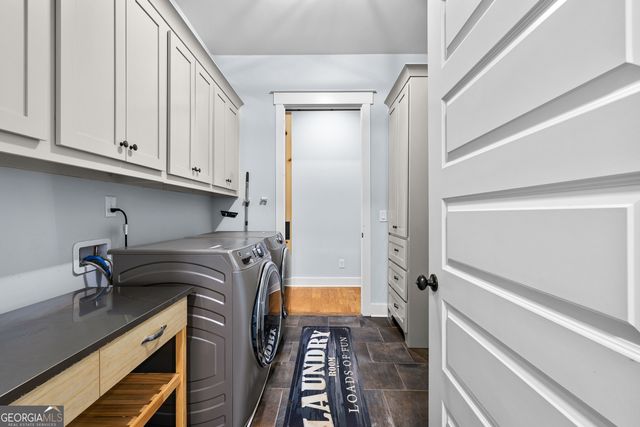 180 Lawshe Farm Drive, Senoia, GA 30276