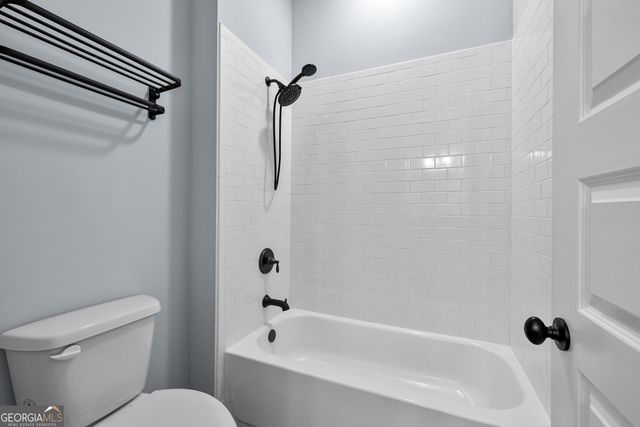 180 Lawshe Farm Drive, Senoia, GA 30276