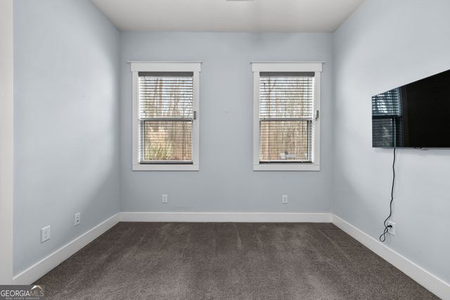 180 Lawshe Farm Drive, Senoia, GA 30276