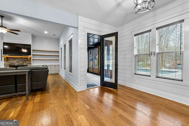 180 Lawshe Farm Drive, Senoia, GA 30276