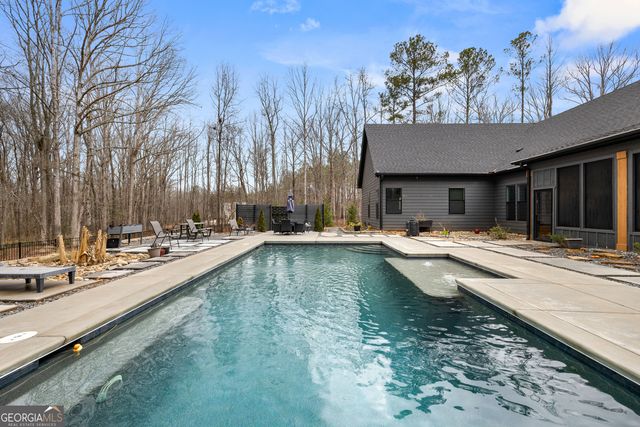 180 Lawshe Farm Drive, Senoia, GA 30276