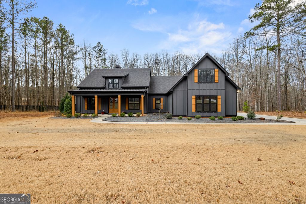 180 Lawshe Farm Drive, Senoia, GA 30276