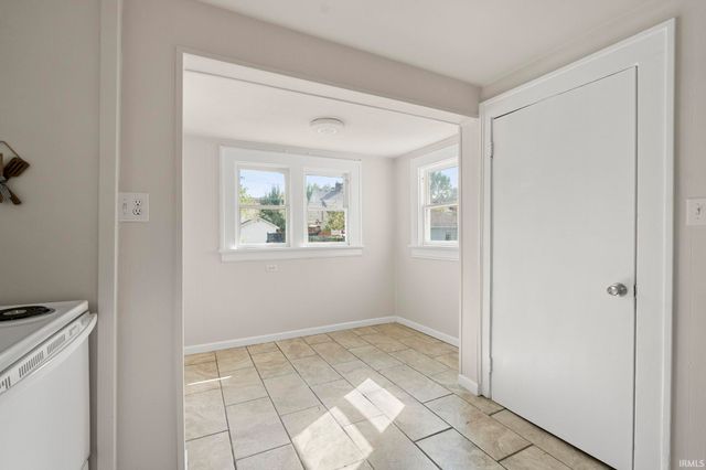 1206 N Anthony Boulevard, Fort Wayne, IN 46805