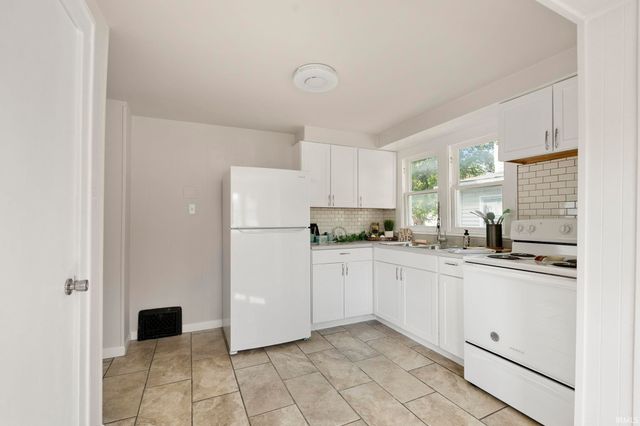 1206 N Anthony Boulevard, Fort Wayne, IN 46805
