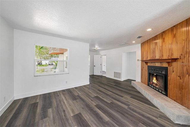 433 TANGERINE DRIVE, Oldsmar, FL 34677