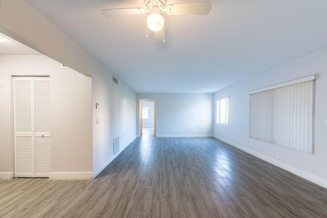 4765 Sable Pine Circle B1, West Palm Beach, FL 33417